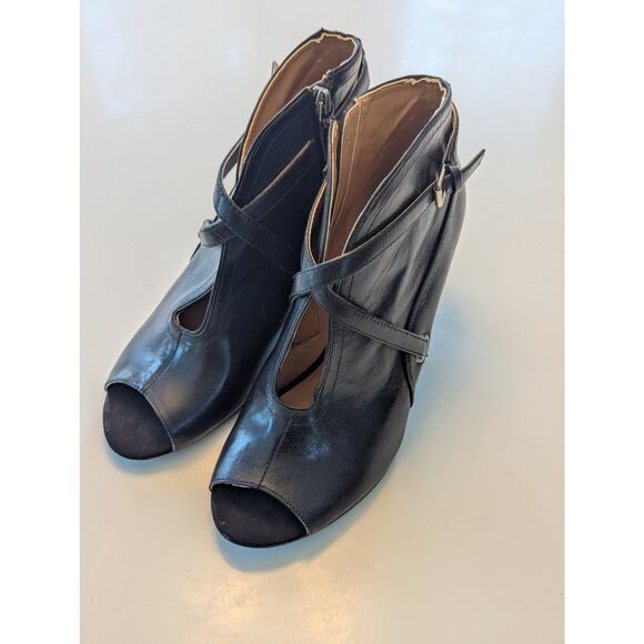 Nine West Black Leather Gaige Open Toe Peep Toe Sandal Heel Buckle Bootie Sz 9 - Picture 2 of 9